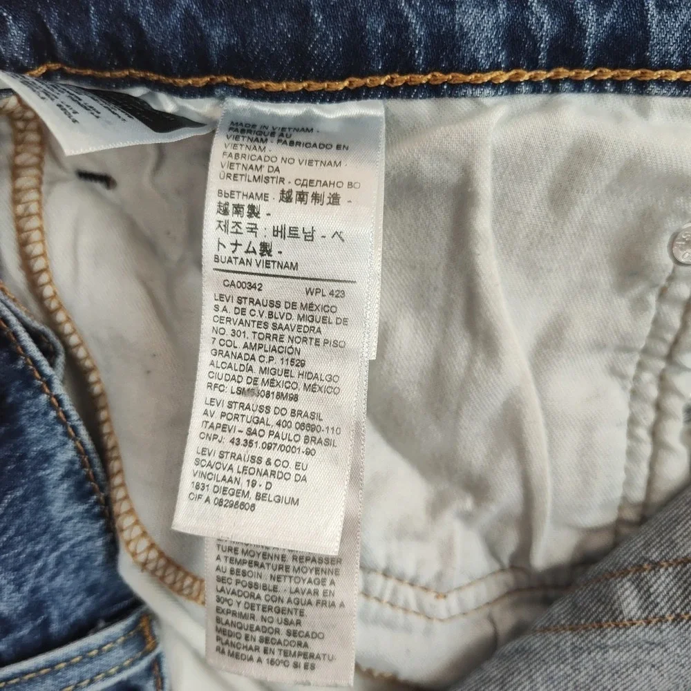 Levi's 541 Jeans‎ Men's Size 38 x 32 Med. Blue Wash Straight Leg